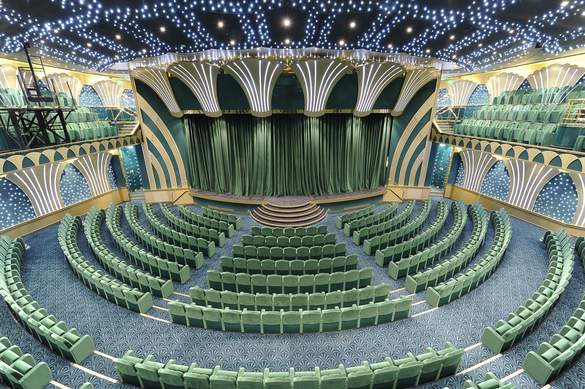 MSC Cruises MSC Magnifica Royal Theatre 2.jpg